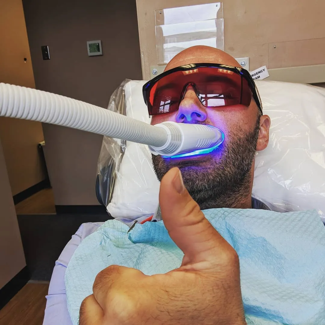 27242 teeth whitening bloomington il image7