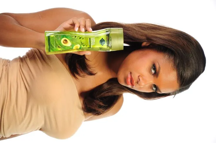 27267 whitening glossy skincare image 4